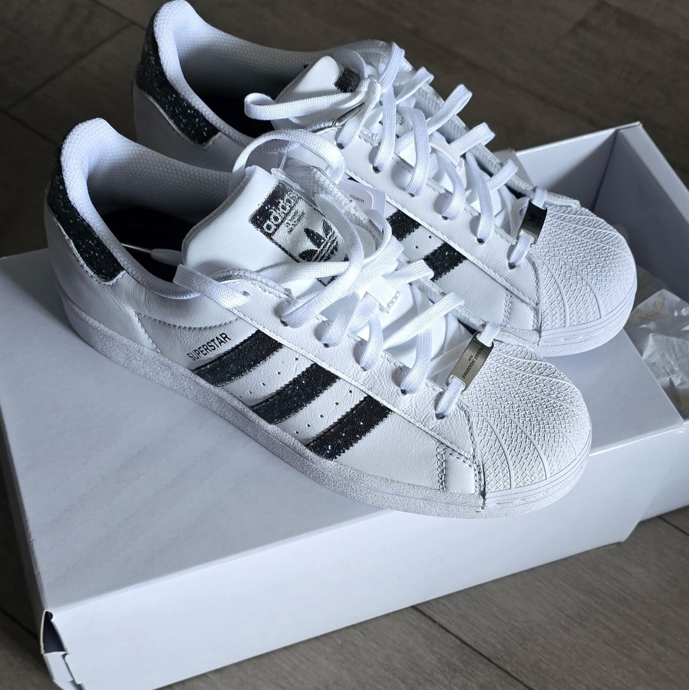 NIB - adidas Superstar Swarovski White Black dust bag Included Size 6.5 Womens
